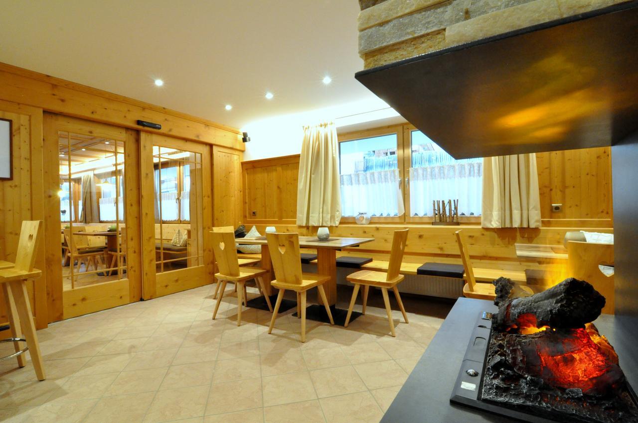 Hotel Traube - Stelvio Eksteriør billede